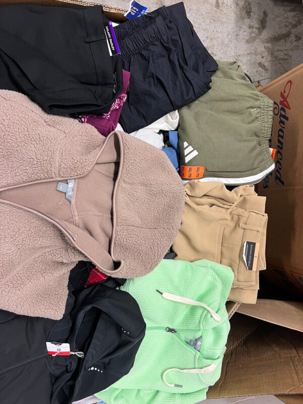 Costco Clothing #1 | 300pcs Costco Clothing #1 | 300pcs