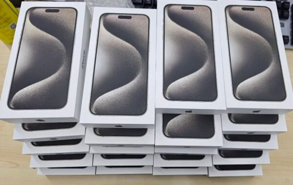 iPhone liquidation pallet product photo