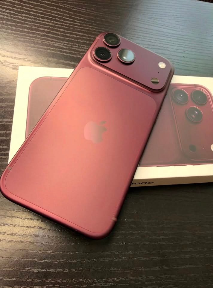 iPhone 18 Pro Max wholesale product photo