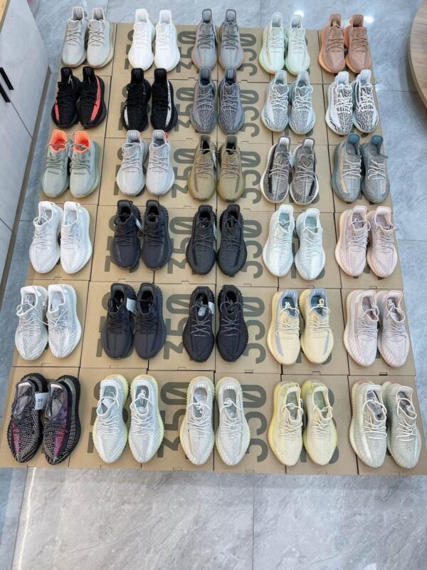 Yeezy Shoes Pallet wholesale inventory for resellers